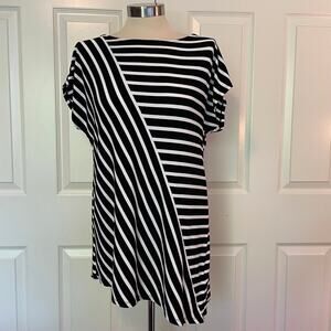 White House Black Market Asymmetrical Jersey Knit Striped Tunic Womens Medium